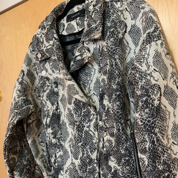 Zara Basic Jacquard Snakeskin Biker Moto Jacket - Picture 6 of 12